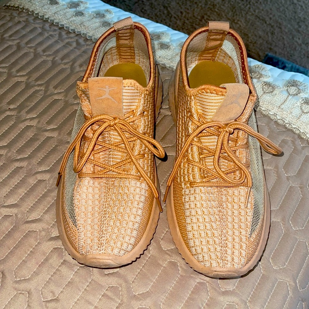 Danskin Women's Knit Sneakers in Tan/Beige